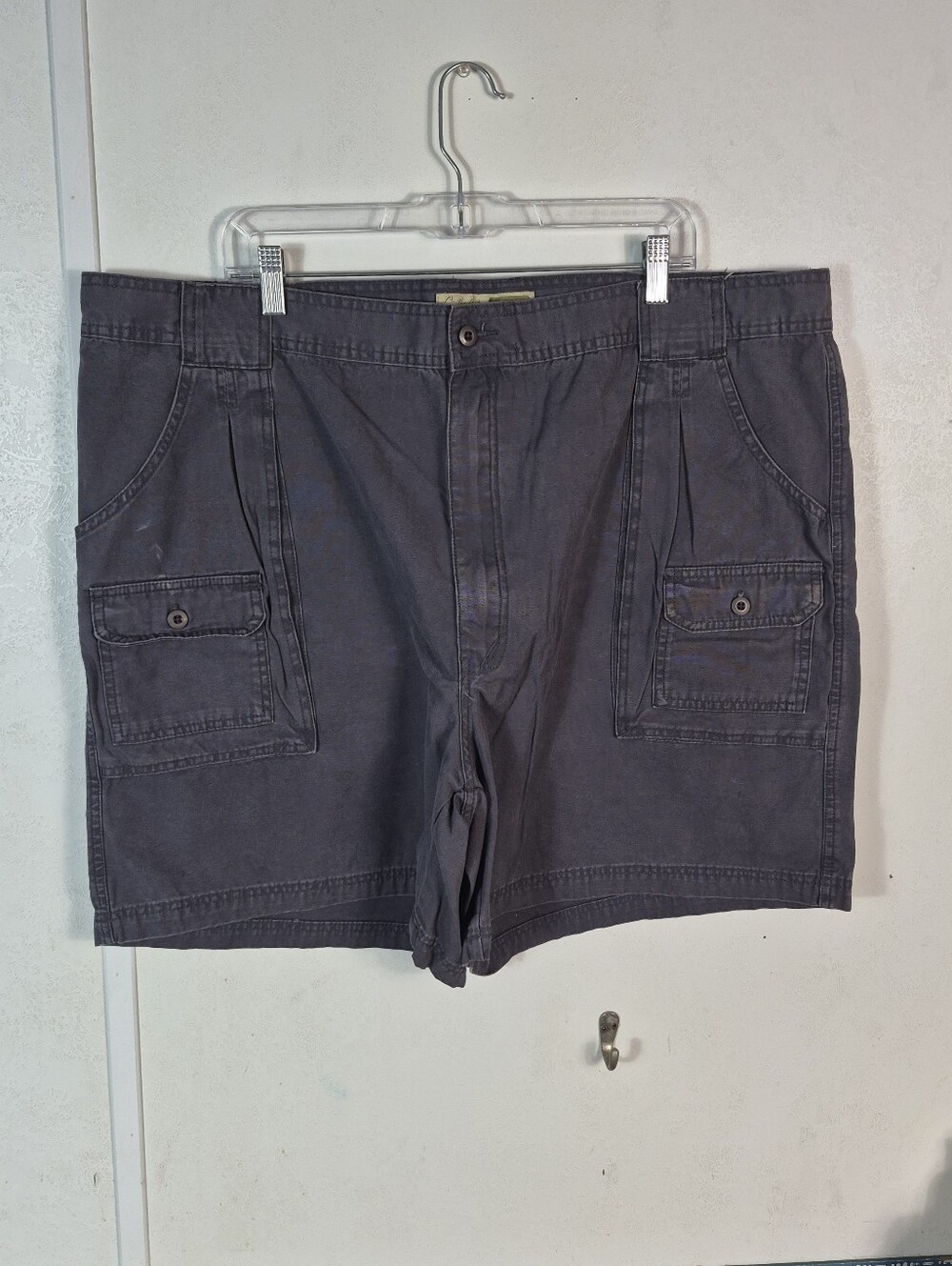 Cabela's Men's 7 Pocket Hiker Cargo Shorts Gray Size 46